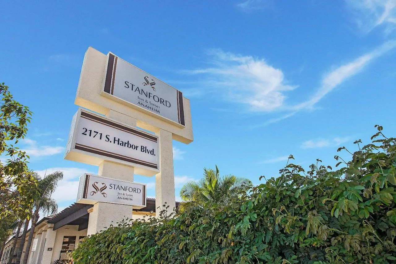 Stanford Inn & Suites Anaheim Hotel