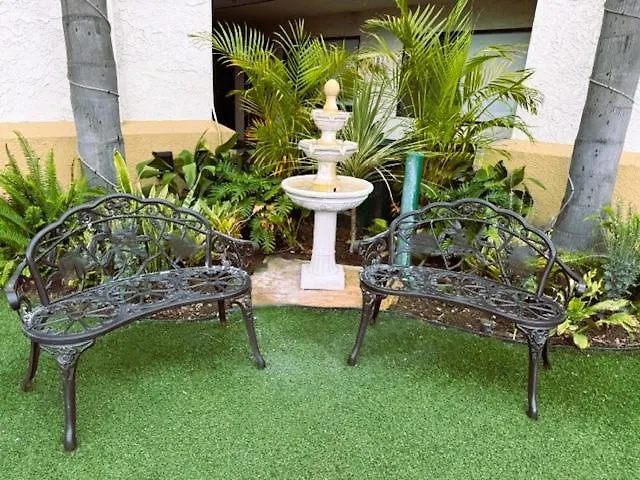 Stanford Inn & Suites Anaheim