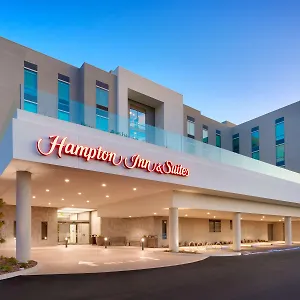 Hampton & Convention Center Anaheim