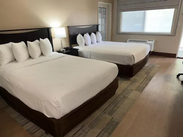 Hotel Stanford Inn & Suites Anaheim