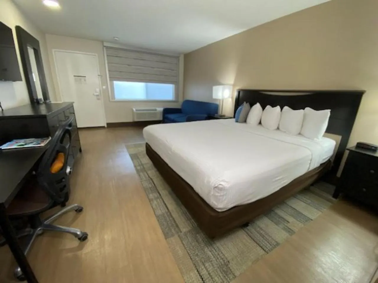 Hotel Stanford Inn & Suites Anaheim