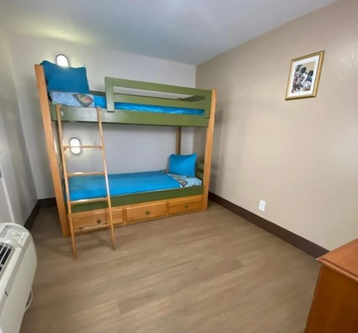 Stanford Inn & Suites Anaheim