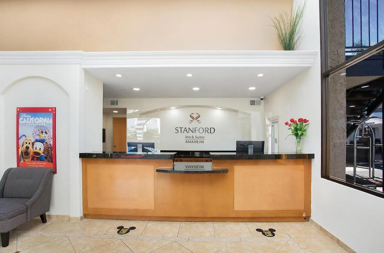 Otel Stanford Inn & Suites Anaheim