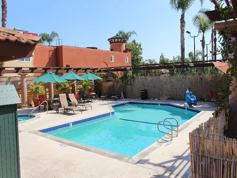 Stanford Inn & Suites Anaheim Otel
